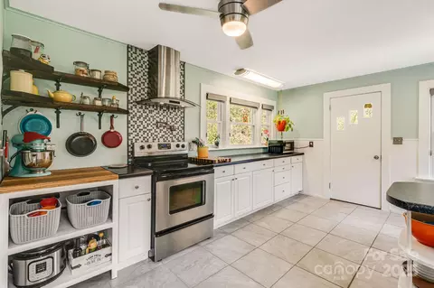 Kitchen - 1041 Groundhog Rd, Canton, NC 28716 photo 1 of 3