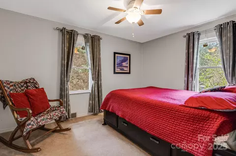 Bedroom - 1041 Groundhog Rd, Canton, NC 28716 photo 2 of 7