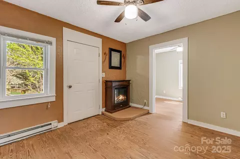 Living - 1041 Groundhog Rd, Canton, NC 28716 photo 5 of 6