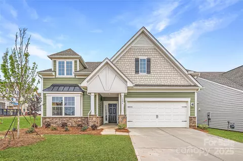 1996 Copper Path Dr, Fort Mill, SC 29715