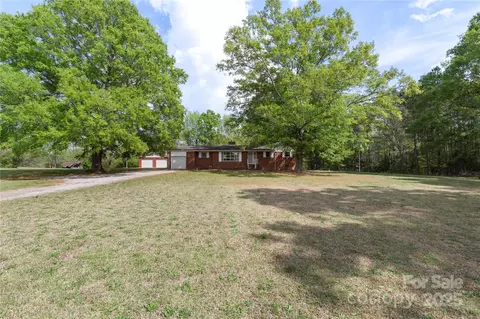 1099 S Potter Rd, Lancaster, SC 29720 photo 5