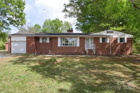 1099 S Potter Rd, Lancaster, SC 29720 photo 3