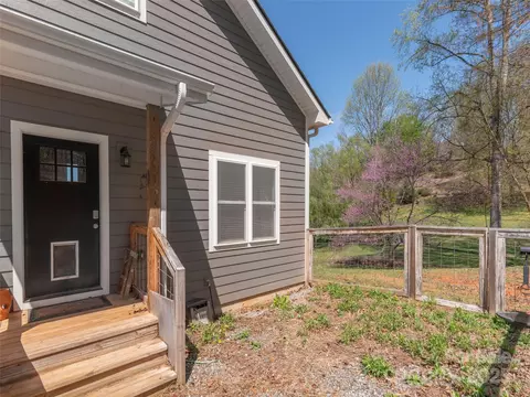 4 Guy Way, Canton, NC 28716 photo 24