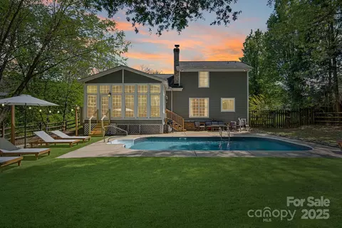 181 Glynwater Dr, Mooresville, NC 28117
