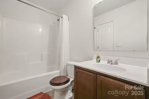 3944 Hemingway Nw Dr NW, Hickory, NC 28601 photo 11