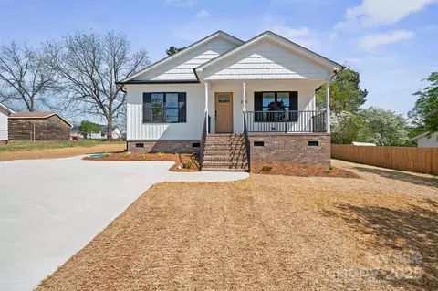 203 E 27th St, Kannapolis, NC 28083