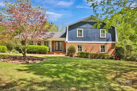 4937 Broken Saddle Ln, Charlotte, NC 28226