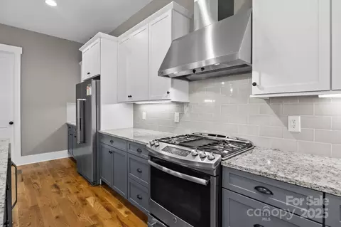 Kitchen - 6743 Fox Ridge Cir, Davidson, NC 28036 photo 6 of 10