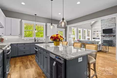 Kitchen - 6743 Fox Ridge Cir, Davidson, NC 28036 photo 2 of 10