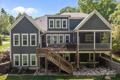 Exterior - 6743 Fox Ridge Cir, Davidson, NC 28036 photo 6 of 6