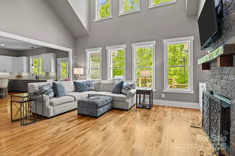 Living - 6743 Fox Ridge Cir, Davidson, NC 28036 photo 3 of 4