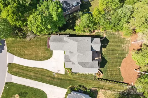 View/Area - 6743 Fox Ridge Cir, Davidson, NC 28036 photo 2 of 2