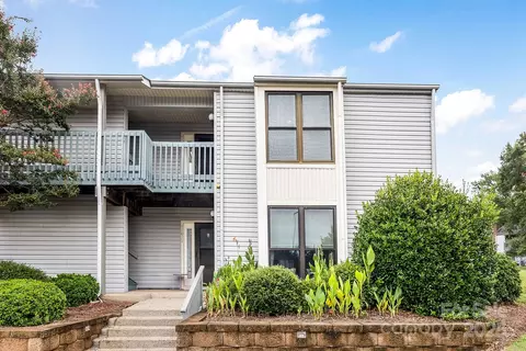 11015 Harrowfield Rd, Charlotte, NC 28226