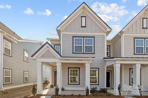 5009 Cherry Gum Ct, Matthews, NC 28105