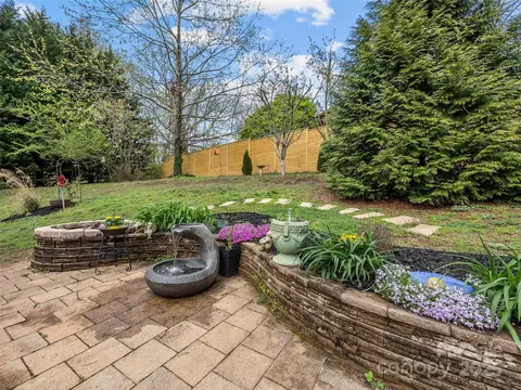 Meadowview Drive, Saluda, NC 28773 photo 34