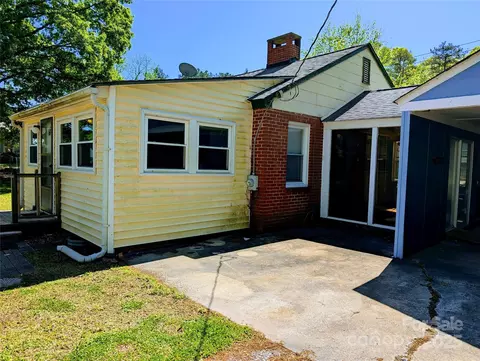 Exterior - 473 Grace Ave, Lancaster, SC 29720 photo 2 of 5
