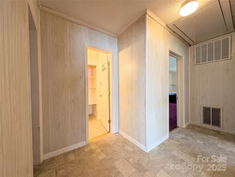 Entry Way - 473 Grace Ave, Lancaster, SC 29720 photo 1 of 1