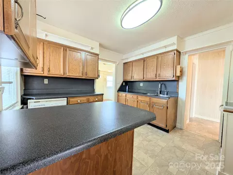 Kitchen - 473 Grace Ave, Lancaster, SC 29720 photo 3 of 3