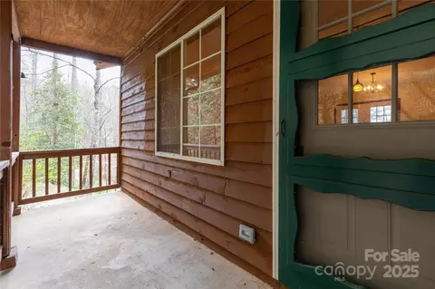 63 Wabash E Dr E, Sylva, NC 28779 photo 3