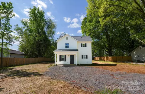 8722 Moody Rd, Charlotte, NC 28215