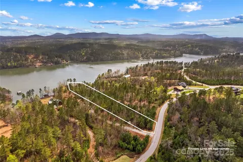 000 Waters Edge 49 Dr #49, Granite Falls, NC 28630