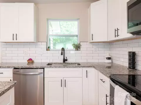 Kitchen - 803 E 13th St, Kannapolis, NC 28083 photo 6 of 10