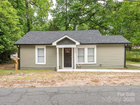 803 E 13th St, Kannapolis, NC 28083