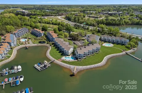 1211 Torrence Cir, Davidson, NC 28036