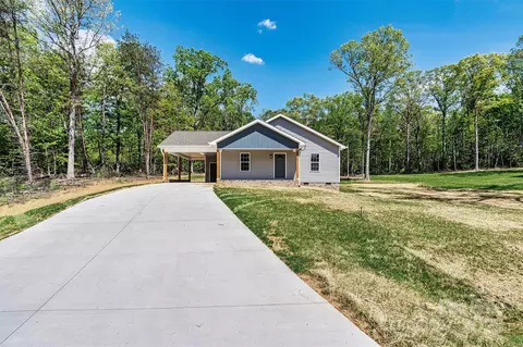 102 Kerda St, Taylorsville, NC 28681