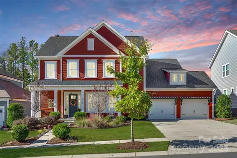 2329 Paddlers Cove Dr, Clover, SC 29710