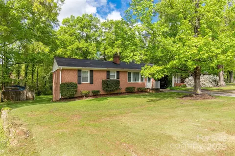 510 N Jackson Rd, Lancaster, SC 29720