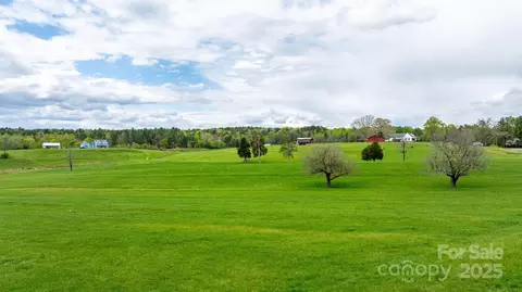 3795 Hartland Rd, Lenoir, NC 28655