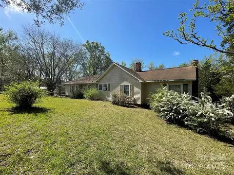 Exterior - 215 Old Dixie Rd, Lancaster, SC 29720 photo 5 of 6