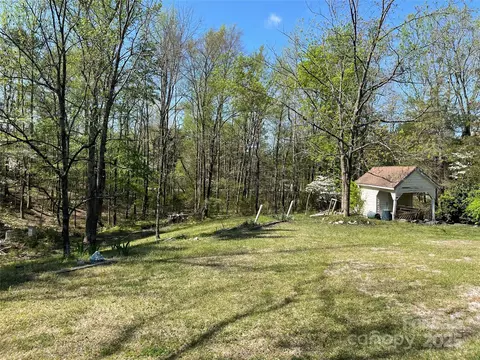 Exterior - 215 Old Dixie Rd, Lancaster, SC 29720 photo 4 of 6