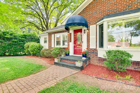 1473 12th Street Nw Dr NW, Hickory, NC 28601