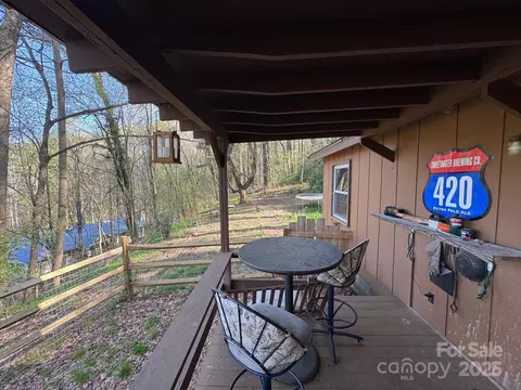 269 E View Rd, Sylva, NC 28779 photo 4