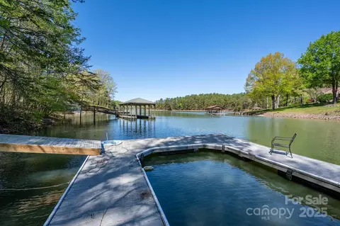 179 Abington Ln, Troutman, NC 28166