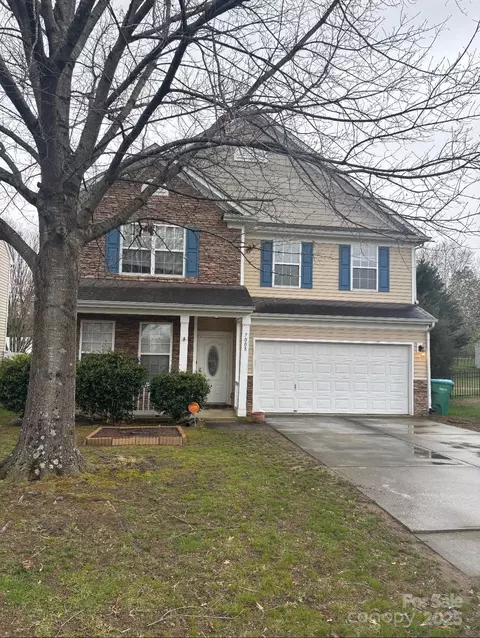 7008 Winding Cedar Trl, Harrisburg, NC 28075