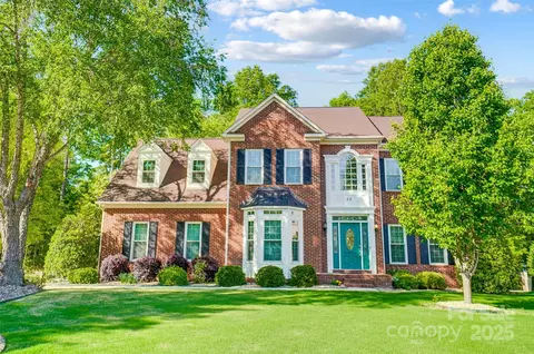 62 Pond View Ln, Fort Mill, SC 29715