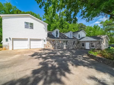 308 E Miller 1 St #1, Jefferson, SC 29718