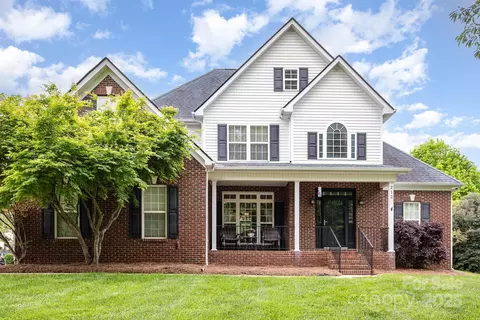 212 Horn Tassel Ct, Indian Trail, NC 28079