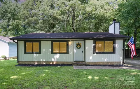 7226 Dorn Cir, Charlotte, NC 28212