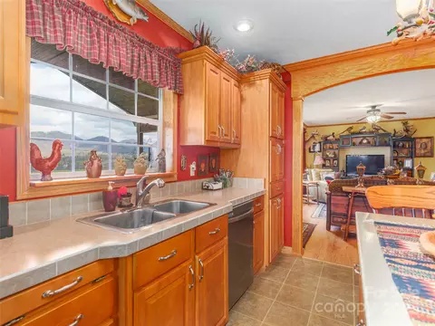 Kitchen - 197 Caring Place Loop, Clyde, NC 28721 photo 4 of 4