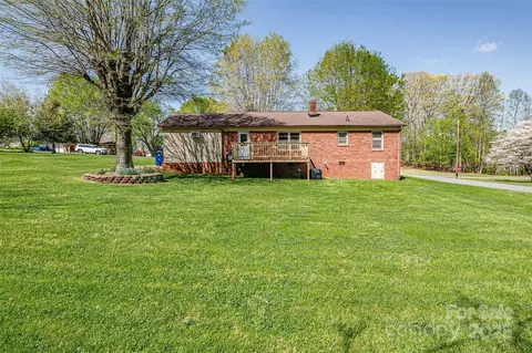 501 8th Sw Ave SW, Conover, NC 28613