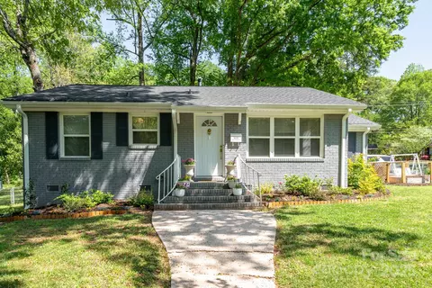 4225 Abbeydale Dr, Charlotte, NC 28205