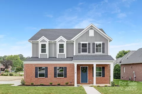 1701 30th Avenue Ne Ct NE, Hickory, NC 28601
