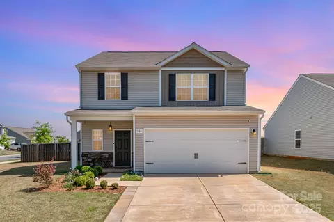 1124 Culver Spring Way, Charlotte, NC 28215