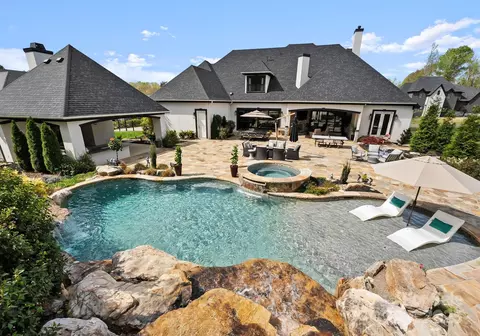 129 Hunts Landing Dr, Mooresville, NC 28117