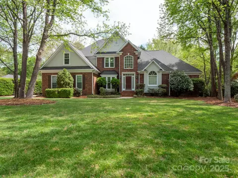 4721 Myers Ln, Harrisburg, NC 28075