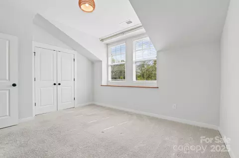 921 E 36th St, Charlotte, NC 28205 photo 18